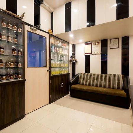 Hotel Khandesh Residency 潘韦尔 外观 照片